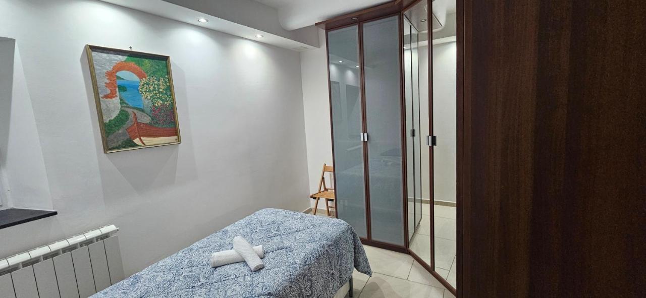 Apartment Finestre Sul Mare Sori
